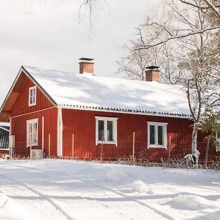 Kullanpuu's Farm Semesterbostad Kirjakkala